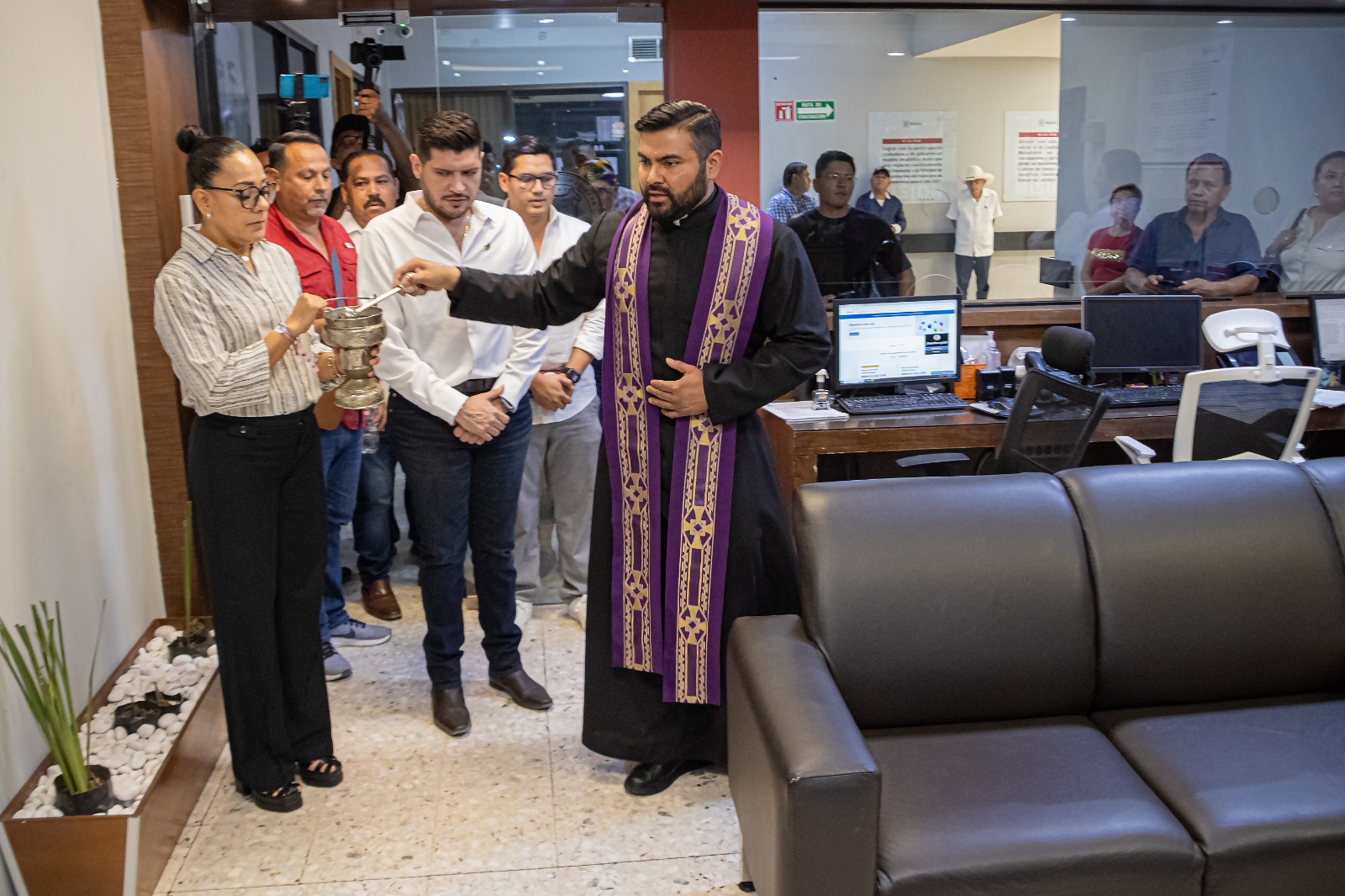 Con acciones y fe se transformará Matamoros; bendicen Palacio Municipal de Matamoros
