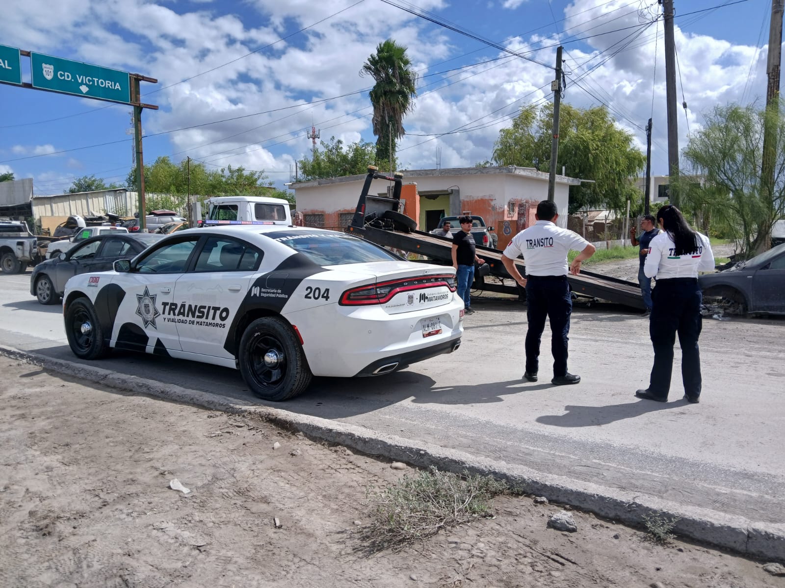 Operativo de retiro de vehículos yonqueados se intensifica en Matamoros por órdenes del alcalde Alberto Granados
