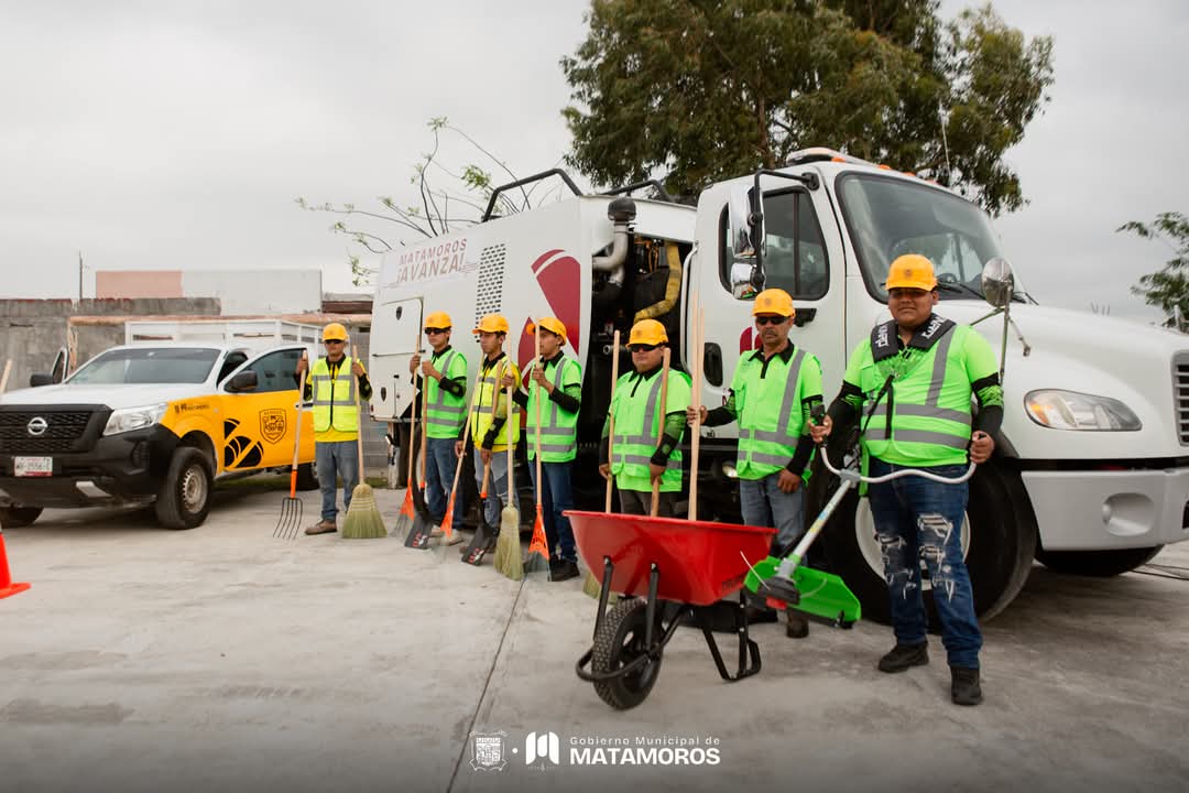 Entrega Gobierno Municipal equipo para reforzar los servicios públicos